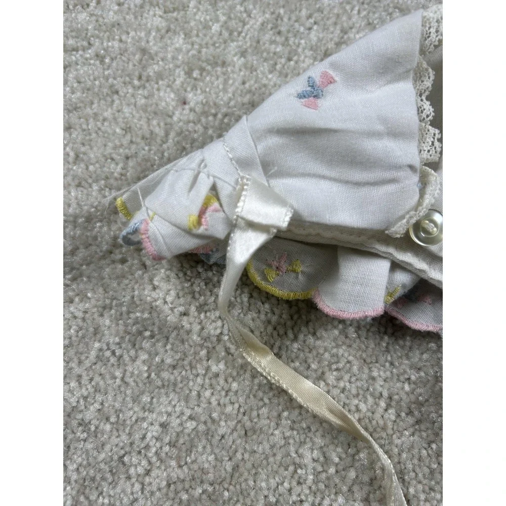 Vintage Infant Baby Bonnet Eyelet Embroidered Pastel‎ Bows Lace Ruffle Tie Trim